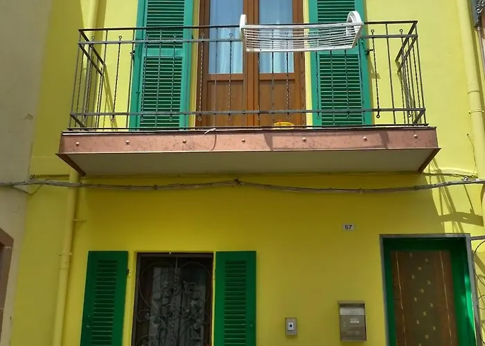 Casa Vista Mare 博萨